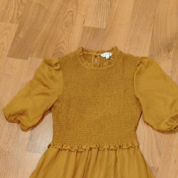 Charming Mustard Lady's Dress - Picture 2 of 5